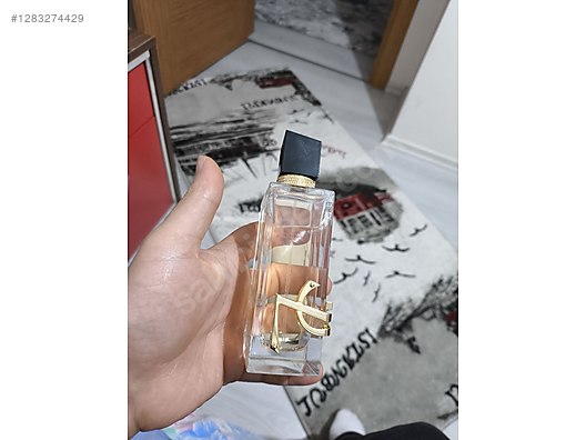 Used & Brand New Items / Beauty & Healthcare / Perfumes & Fragrances / Women