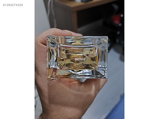 Used & Brand New Items / Beauty & Healthcare / Perfumes & Fragrances / Women