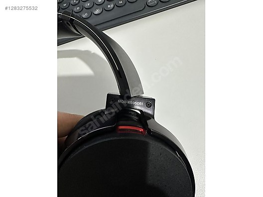 Used & Brand New Items / Computers / Peripherals / Headphones & Microphones