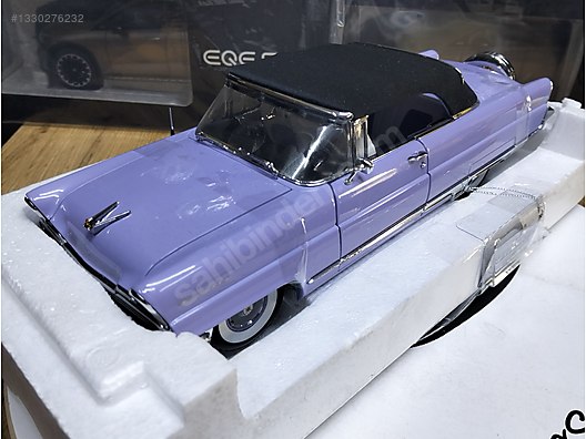 Sunstar Diecast Model 1:18 Lincoln Araba - 1330276232