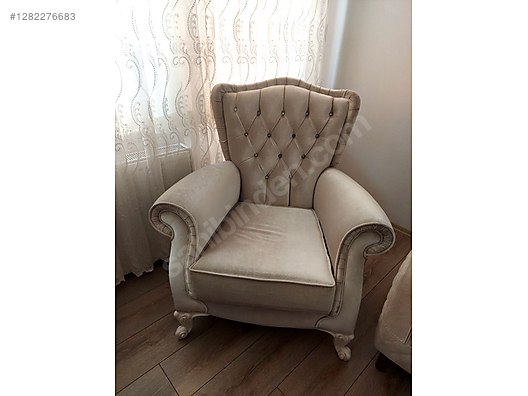 Used & Brand New Items / Home Decor / Furniture / Den & Living Room / Living Room Furniture