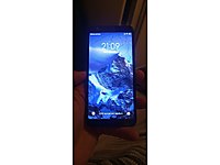 REDMi çiftsimkart. hafıza Kartı yeri var.