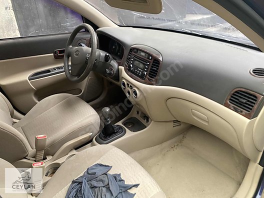 HYUNDAİ ACCENT ERA ARKA BAĞAJ KAPAĞI ÇIKMA ORJİNAL görseli 4