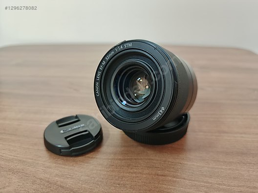 Lensler / Canon EF-M 32mm f1.4 STM Lens temiz sahibinden.comda