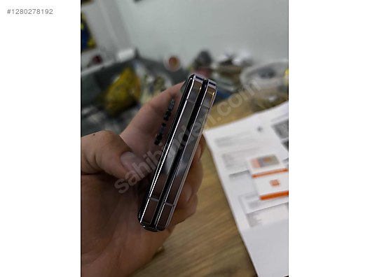 Used & Brand New Items / Cell Phones & Accessories / Cell Phones / Xiaomi / Mix Flip