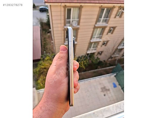 Used & Brand New Items / Cell Phones & Accessories / Cell Phones / Xiaomi / 13 Ultra