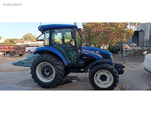 Machinery / Agricultural Machines / Tractors / New Holland / TD65D
