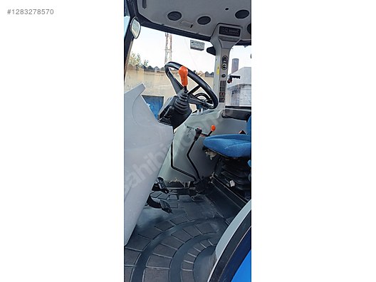 Machinery / Agricultural Machines / Tractors / New Holland / TD65D