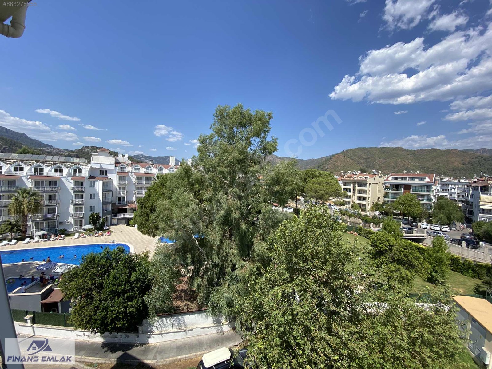 Marmaris�te Sahile 130 mt. Deniz Manzaralı Satılık 2+1 Daire Satılık