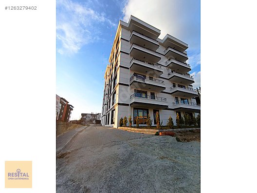 SAMSUN DERECİK TE SATILIK İSKANLI FIRSAT 3+1 DAİRE.