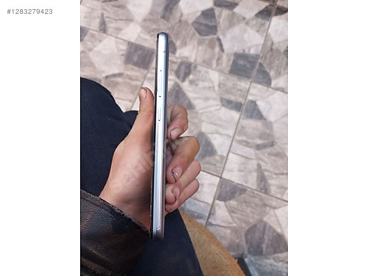 Used & Brand New Items / Cell Phones & Accessories / Cell Phones / Realme / 15