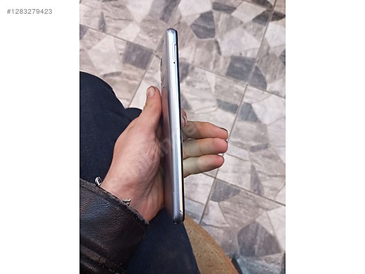 Used & Brand New Items / Cell Phones & Accessories / Cell Phones / Realme / 15