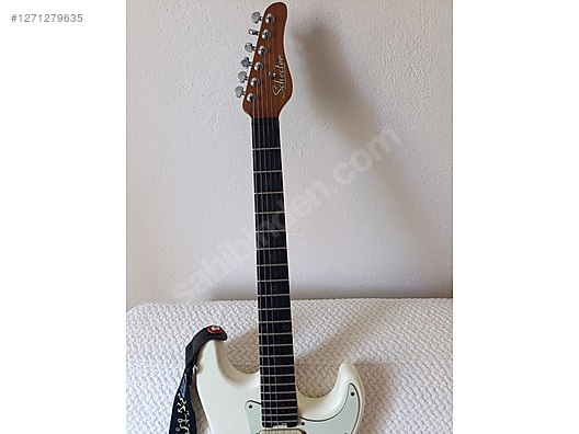 Schecter Elektro Gitar