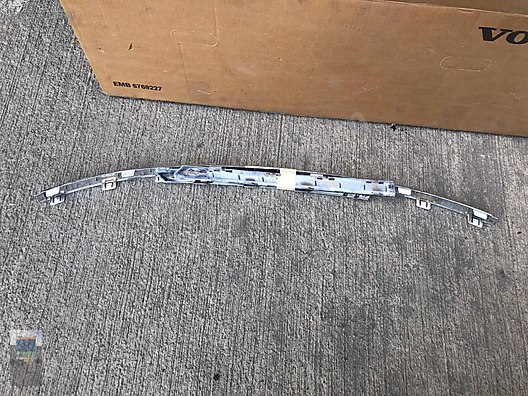 VOLVO S90 ÖN TAMPON NİKELAJI SAĞ-SOL 32227399 - İlan ve alışverişte ilk ...