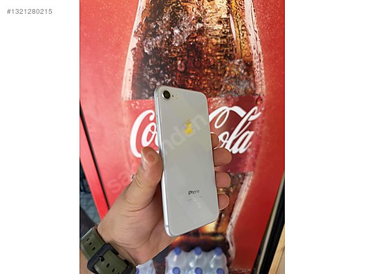 Apple / iPhone 8 / iphone 8 64gb hatasız değişensiz sıfır ayarında