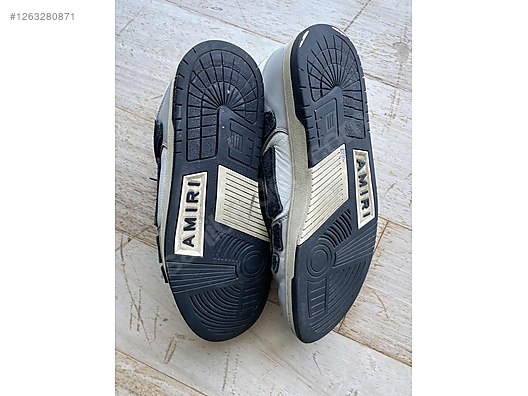 Used & Brand New Items / Clothing & Accessories / Men / Shoes / Sneakers & Sport