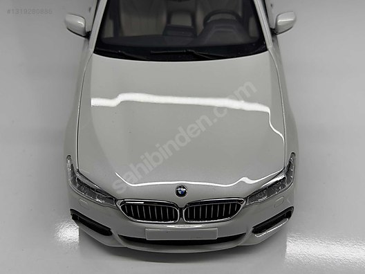 1:18 Kyosho BMW 5 Series G30 Sedef beyaz - Emsalsiz on sahibinden
