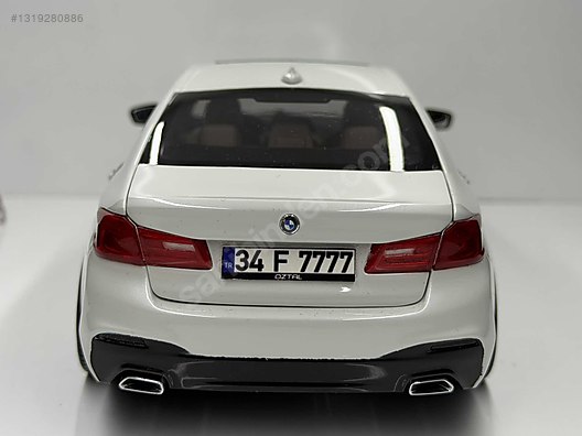 1:18 Kyosho BMW 5 Series G30 Sedef beyaz - Emsalsiz on sahibinden