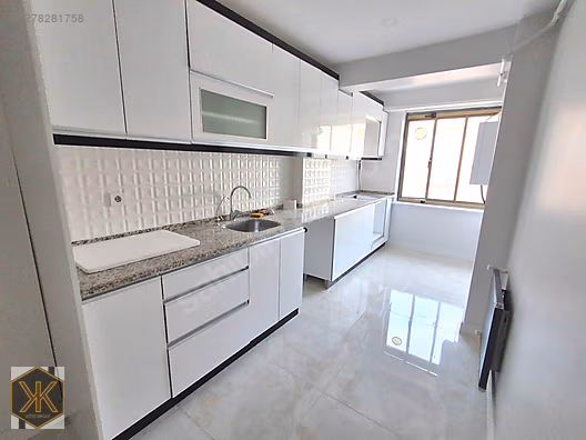 Güngören Merkez 4 Yıllık Alt 2+1 Üst 2+1Asansörlü Dubleks 170 m2 #1278281758