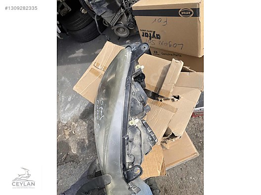 OPEL CORSA C KASA SAĞ FAR görseli 2