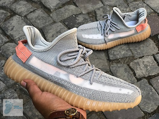 Adidas Yeezy Erkek Ayakkabi 40 45 Arasi Numaralar Mevcut Erkek Spor Ayakkabi Modelleri Sahibinden Com Da 874282858