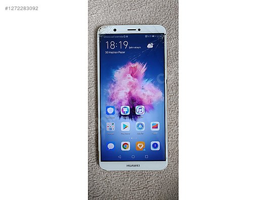 Used & Brand New Items / Cell Phones & Accessories / Cell Phones / Huawei / P Smart (2019)