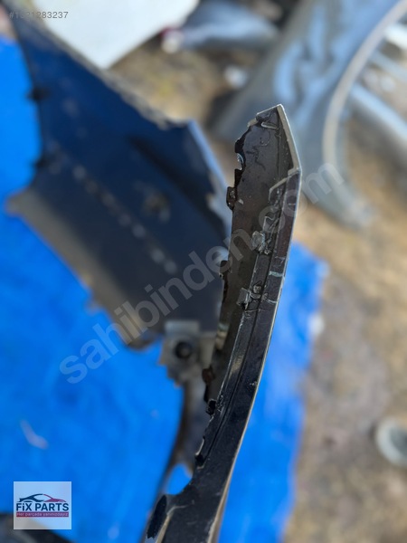 Mercedes E Tampon (Arka)