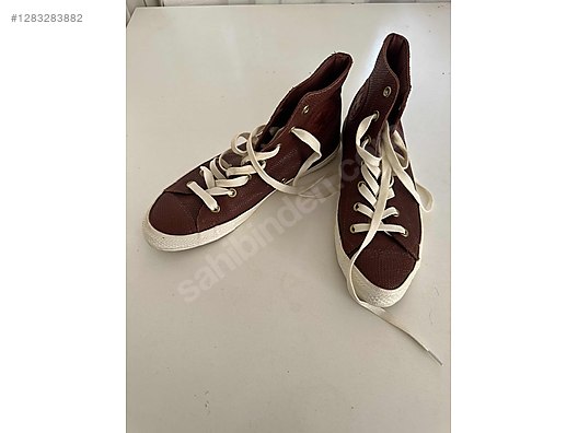 Used & Brand New Items / Clothing & Accessories / Women / Shoes / Sneakers