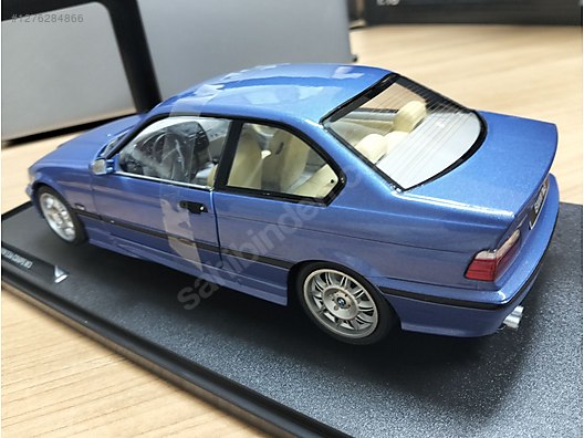Solido Diecast Model 1:18 BMW Araba