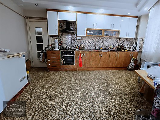 SIRAKAPILAR MAHALLESİNDE 2+1 GENİŞ FIRSAT DAİRE #1245285609