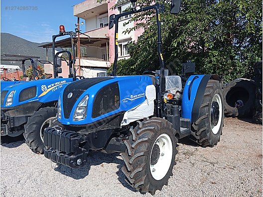 Machinery / Agricultural Machines / Tractors / New Holland / T3.70B