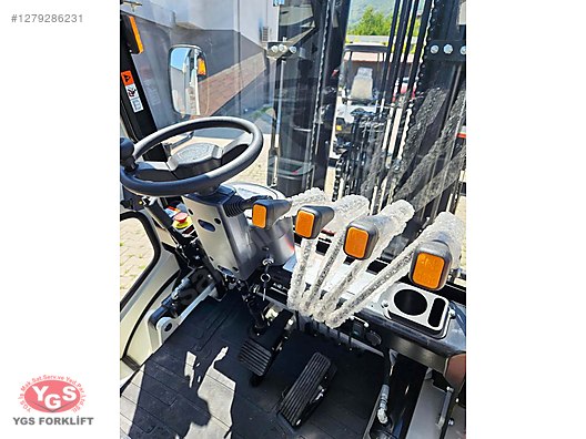 Machinery / Industrial / Carrying & Stacking Equipment / Forklifts / For Sale / YGS
