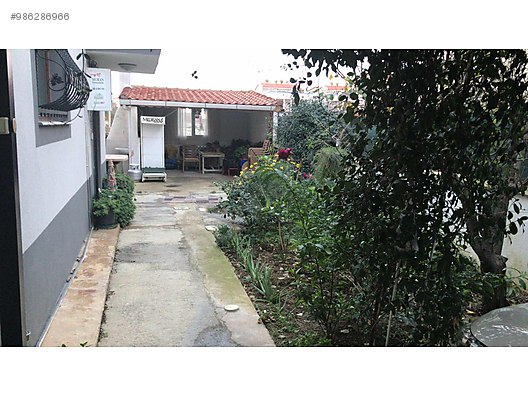 Sahibinden menderes mithatpaşa mahallesinde 2 katlı müstakil ev