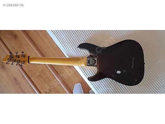 Schecter Elektro Gitar
