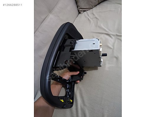 Vehicle Parts / Automotive Equipment / Audio & Video Systems / Car Multimedia Player