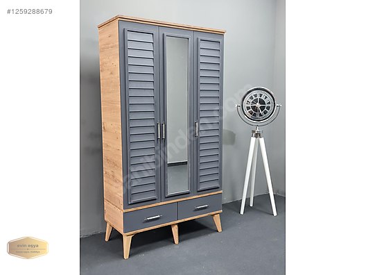 Used & Brand New Items / Home Decor / Furniture / Bedroom / Wardrobe