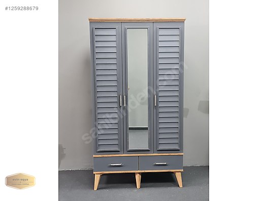 Used & Brand New Items / Home Decor / Furniture / Bedroom / Wardrobe