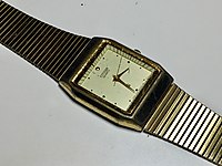 Citizen Dijital Analog Isi Gostergesi Altin Kaplama Kol Saati8988