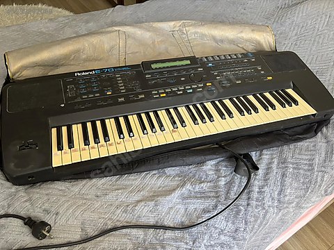Roland e70 süper kalite org acil - Org ve Tuşlu Çalgılar