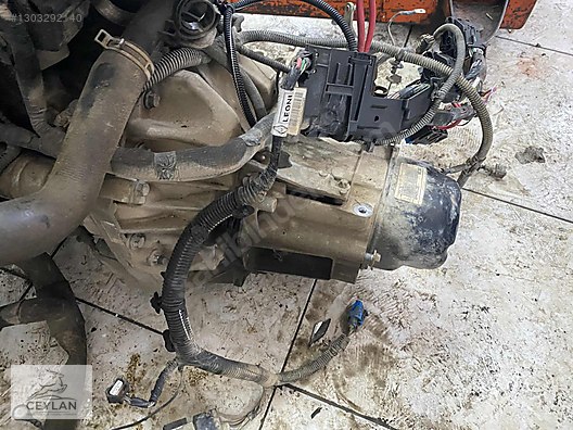 RENAULT 1.5 DCİ EURO 5 ÇIKMA MOTOR görseli 4