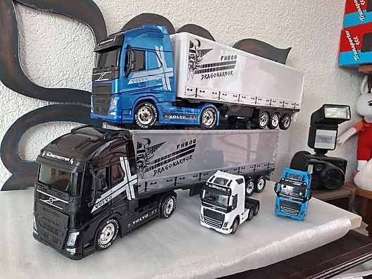 Abrex Diecast Model 1:32 Volvo Çekici (TIR) Çeşitleri - 1211292567