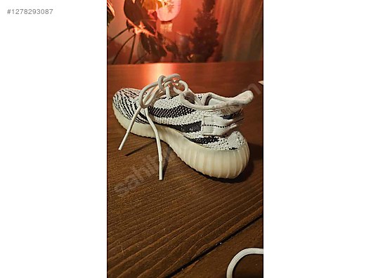 Orijinal VE COK UYGUN FIYATA Adidas yeezy boost 350 V2 zebra