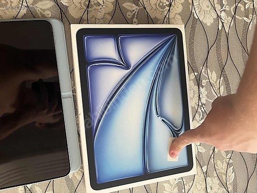 Apple / iPad Air 6 / Apple iPad Air M4 ve Apple Pencil Pro on