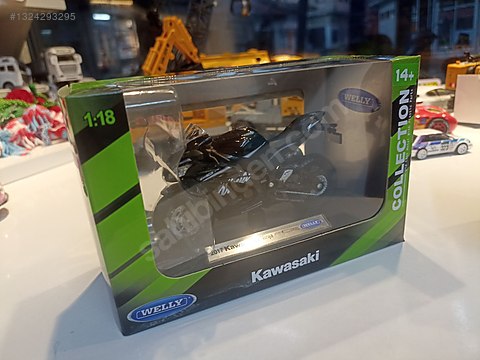 Maisto 4台まとめセット　1/18 Maisto Diecast Model 1/18 Kawasaki Motosiklet Çeşitleri - 1324293295