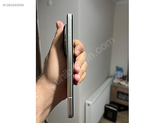 Used & Brand New Items / Cell Phones & Accessories / Cell Phones / Xiaomi / 14 Ultra