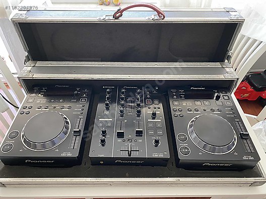 Pioneer DJ CDJ-350 and DJM-350 Package pazarlıksız Pioneer DJ CDJ-350 and DJM-350 Package pazarlıksız