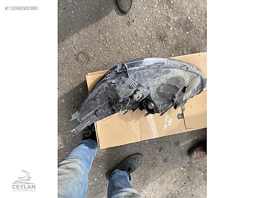 RENULT CLIO 4 SAĞ FAR görseli 2
