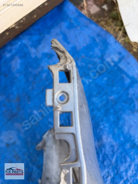 Mercedes C Tampon (Ön)