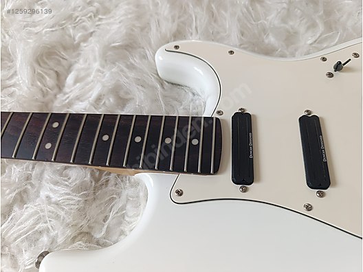 Squier Elektro Gitar