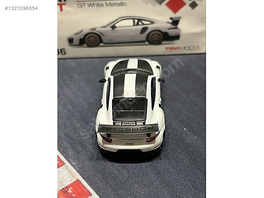 Mini GT Diecast Model 1:64 Porsche Araba - 1327296554